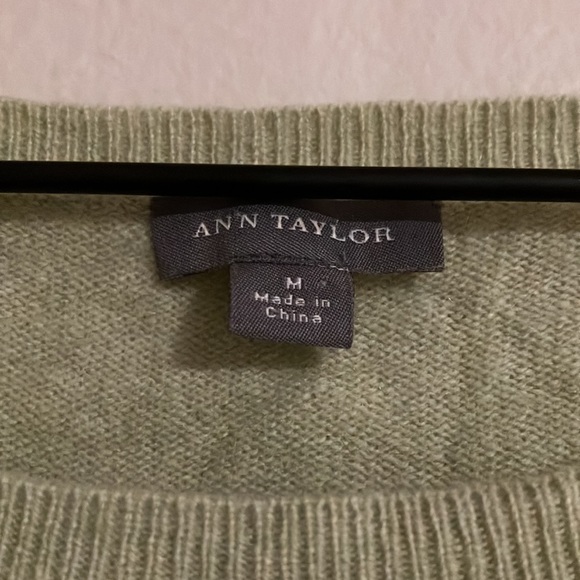Ann Taylor cashmere pastel sweater - Picture 3 of 5